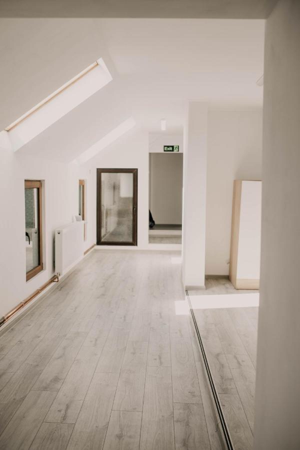 Paulaapartment&Rooms Oradea Exterior photo