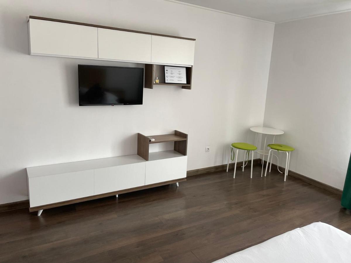 Paulaapartment&Rooms Oradea Exterior photo